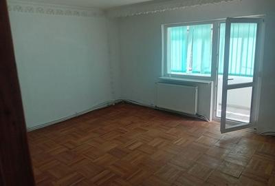 Apartament cu 3 camere decomandat în Calea Romanului - 5
