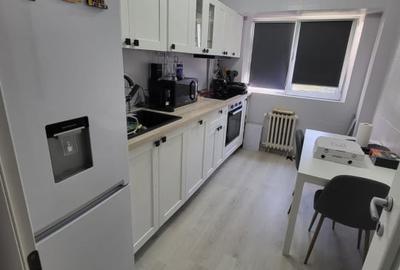 APARTAMENT 3 CAMERE-CAMPIA LIBERTATII-BLOC 1982-MOBILAT-UTILAT - 3