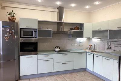 Apartament cu 2 camere decomandat în 13 Septembrie