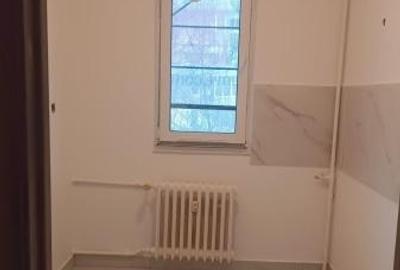 Apartament cu 2 camere semidecomandat în Brâncoveanu