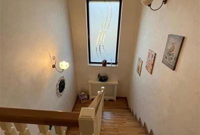 Vila 6 camere - 1500mp teren - Bucium - 16