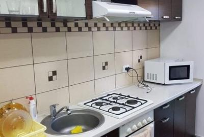 Apartament cu 3 camere decomandat în Central - 2