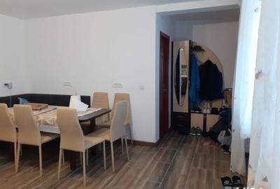 Casă cu 5 camere cu Teren 576 Mp în Mircea-Vodă - 8