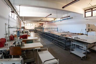 Spa?iu comercial de 1,460mp in zona Central - 5