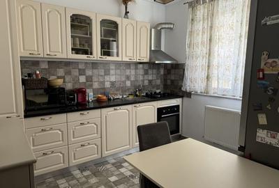 Vila P+1 de vanzare | Tunari - 2