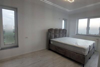 Casă cu 4 camere cu Canalizare în Central - 4