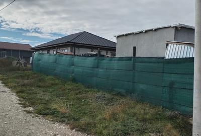 Teren intravilan cu fundatie construita 40mp Corbu priveliste lac pescuit sporti - 4