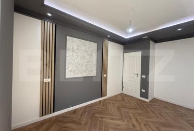 Apartament de vanzare, cu 3 camere, 55 mp, zona Torontalului