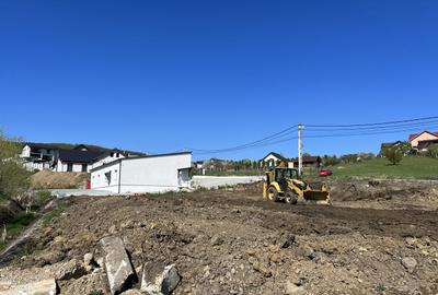 Teren de 1000 mp, în Central - 2