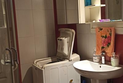 Casă individuală cu 5 camere cu Canalizare în Drumul Sării - 2