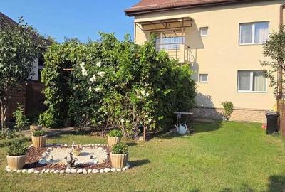 Casă cu 4 camere în Exterior Vest - 1