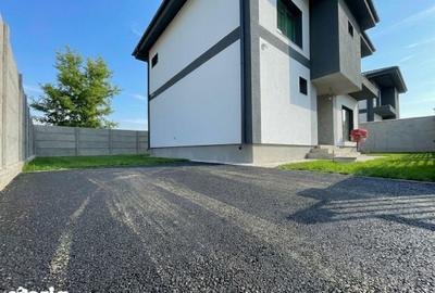 Casă cu 4 camere cu Teren 250 Mp în Central - 2