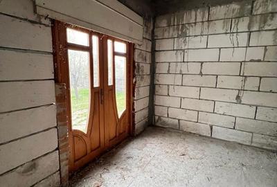 Casă cu 4 camere cu Teren 2244 Mp în Măciuca - 2