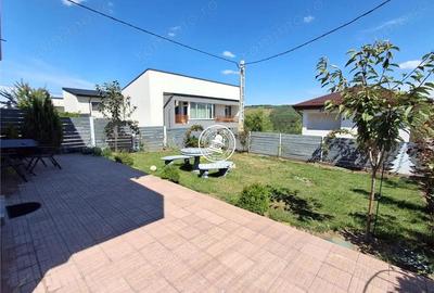 Vila de vanzare Rediu, - 2