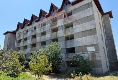 Bloc P+4 de vanzare, 40 apartamente, 2300 mp utili, BABADAG - 1