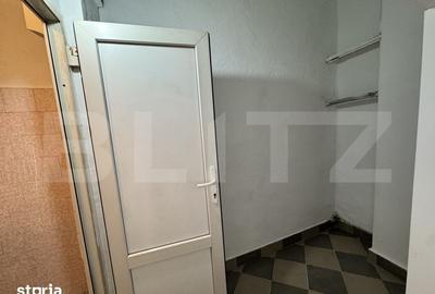Spațiu comercial, de 56 mp, în Central - 7
