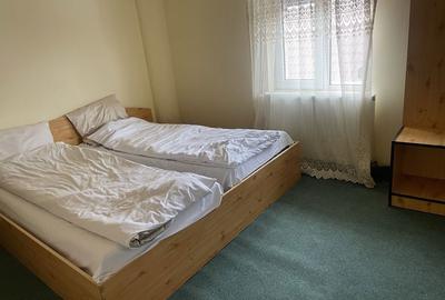 Casă cu 4 camere în Central - 1