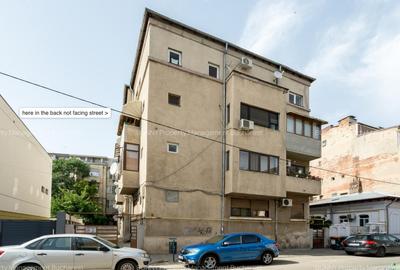Apartament cu 2 camere semidecomandat, mobilat în Universitate