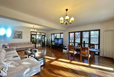 Casa - Damaroaia, Heerastrau, Expozitiei - 36