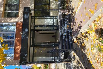 Spa?iu comercial - 1