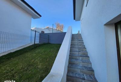 Casă cu Teren 1000 Mp în Făget - 3