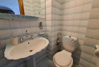 Inchiriere apartament 3 camere, Aleea Fantanii - zona centrala - 1