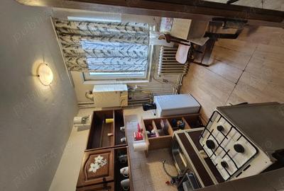 Vand apartament 2 camere Micro 1 - 2