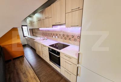 Apartament cu 3 camere semidecomandat, mobilat în Florești