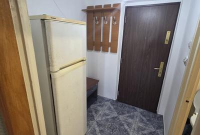 Garsonieră semidecomandată în Titan - 2