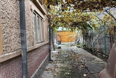 Casa 3 camere, 100 mp, strada Petru Cercel - 10