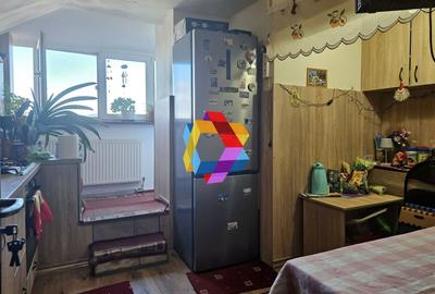 Garsonieră decomandată, mobilată în Răcădău - 4