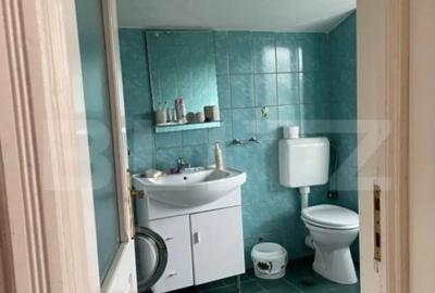 Casă cu 5 camere cu Teren 900 Mp în Central