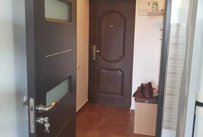 Proprietar vand garsoniera cf I - 2