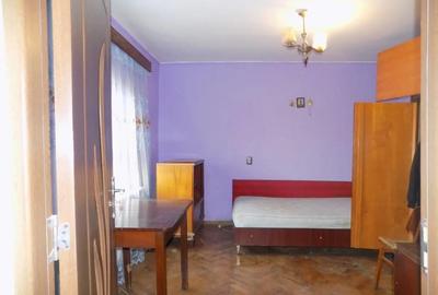 Casă cu 2 camere cu Teren 443 Mp în Dudești - 1