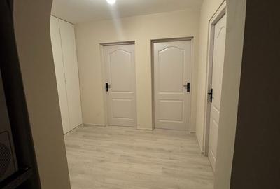 Apartament cu 4 camere semidecomandat în Rahova - 4