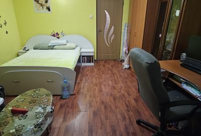 Apartament cu o camera de vanzare - 2