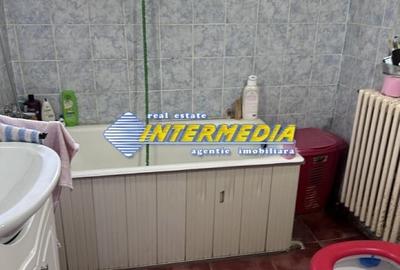 Casă individuală cu 5 camere cu Canalizare în Central - 12