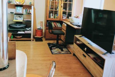 Apartament cu 3 camere decomandat în Central - 2