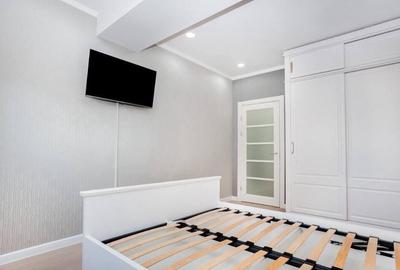 De vanzare 2 camere in zona Schei - 1