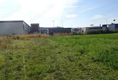 Vand teren intravilan in Deva suprafata totala 43 000 mp, zona Auchan sau Mol Deva, 3 cai de acces