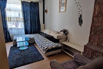 Casa D+P+M, teren 187 mp, pretabila - clinica, cabinete, birouri - Piata Mare - 1