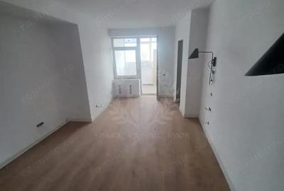Apartament cu 4 camere în Central - 6