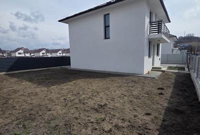 Casă cu 4 camere cu Teren 110 Mp în Șcheia - 6