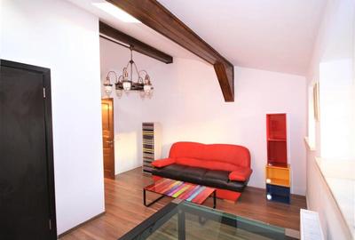 Casă individuală cu 6 camere cu Canalizare în Parcul Carol - 12