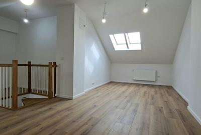 Apartament complet renovat cu scara interioara - 23