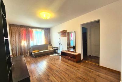 Apartament cu 3 camere decomandat în Astra - 1