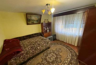 Casă cu 4 camere cu Teren 4382 Mp în Somova - 9