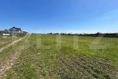 Teren de 800 mp, în Central