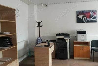 Spațiu comercial, de 60 mp, în Central - 2