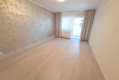 Apartament cu 3 camere decomandat în 9 Mai - 23